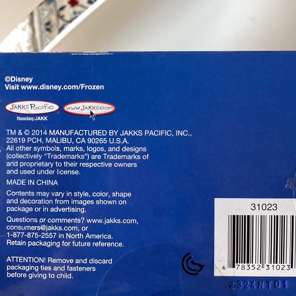 Disney Frozen Elsa Toddler Doll - Picture 5 of 5